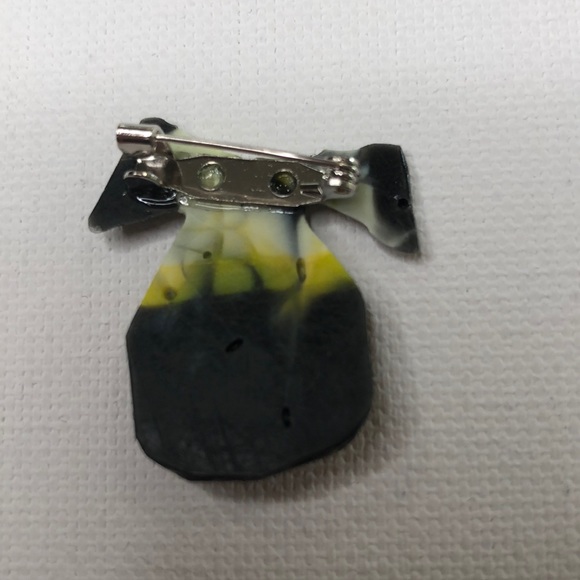 Dog Pin-Origins unknown - Picture 2 of 3